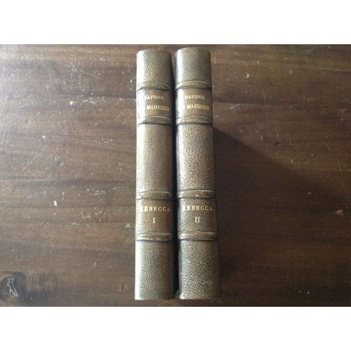 Daphn Du Maurier Rebecca Oeuvre Complte En 2 Volumes Numrots De 1946 Paru Aux ditions De Monte Carlo   