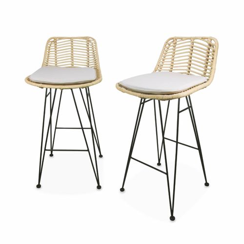 Deux Tabourets De Bar En Rotin Naturel Et Mtal. Coussins Beiges - Cahya