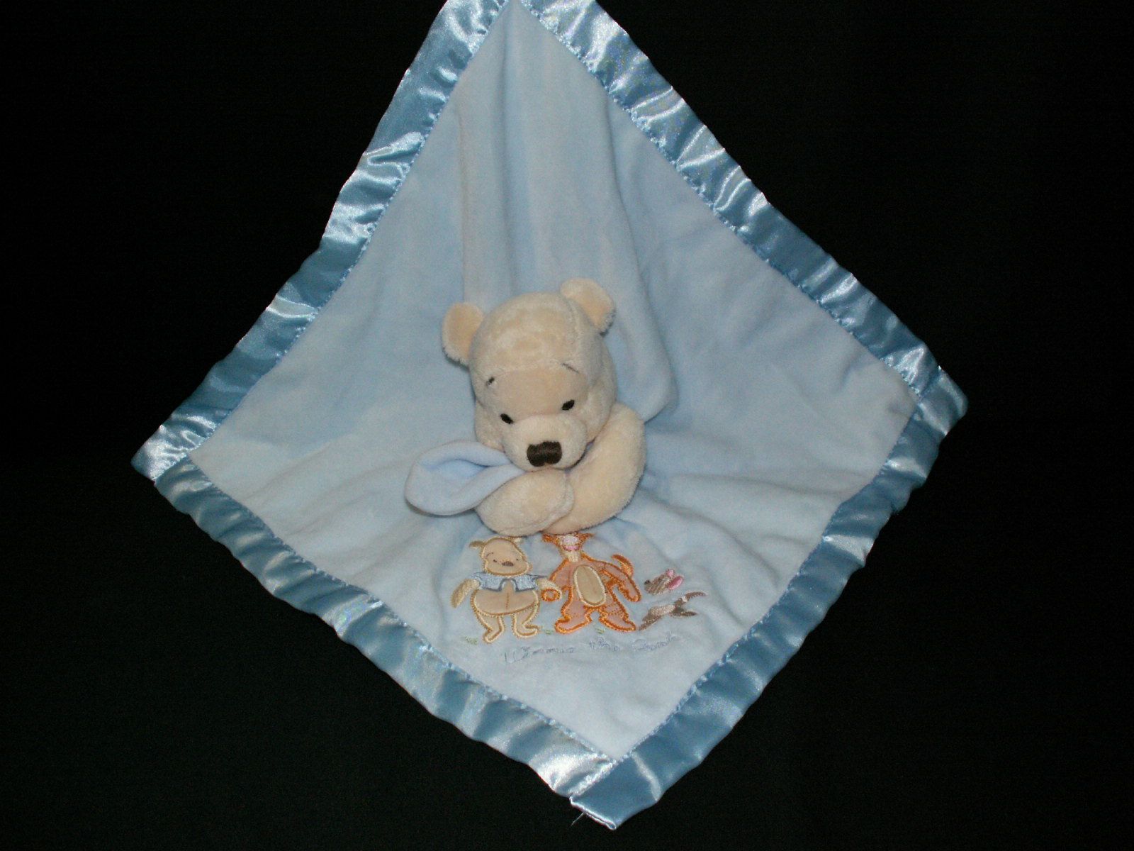 Doudou Plat Carre Mouchoir Peluche Ours Winnie L Ourson Disney Store Bleu Ciel Brode Winnie Et Tigrou Couverture 36 X 36 Cm Eveil Bebe Naissance Rakuten