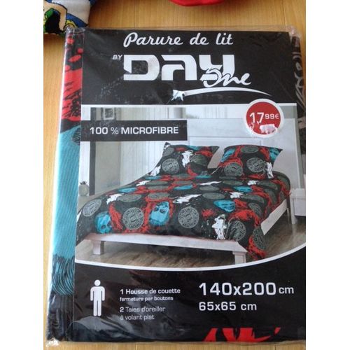 Dracula / Vampire / Halloween 1 Parure De Lit 200 X 140 + 2 Taies D'oreiller 65 X 65 Cms Neufs Avec Emballage !