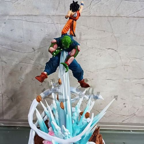 Dragon Ball GK SKYScène Célèbre GOKU Contre le Monde Piccolo Traversant le Modèle Bobo Jouet de