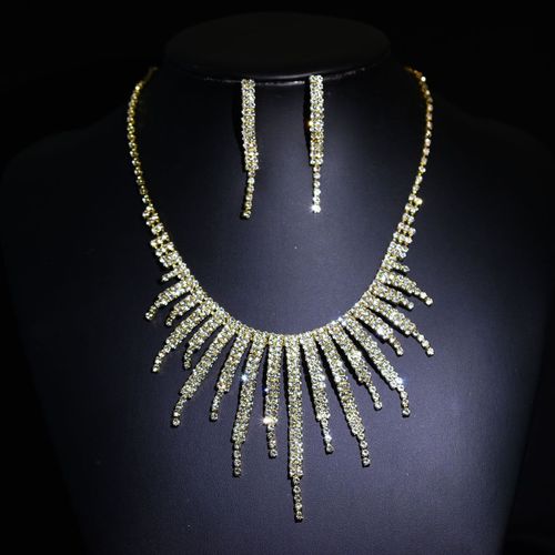 Ensemble De Boucles D'oreilles Et Collier Pour Femmes, 1 Ensemble, Classique, Luxueux, lgant, Strass, Couleur Argent, Bijoux De Mariage, Dclaration De Marie