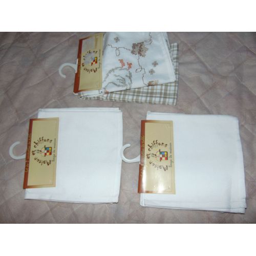 Ensemble: Sur-Nappe Et Serviettes De Table Modele 