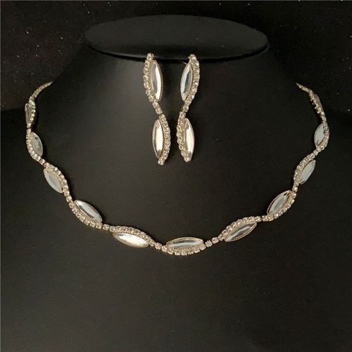 Ensembles De Bijoux De Mariage Cuir Chevelu Noir Pour Femmes, Collier Tour De Cou En Cristal Blanc, Boucles D'oreilles  Breloques, Ensembles De Bijoux Patients, Accessoires Pour Femmes, Vente En Gros