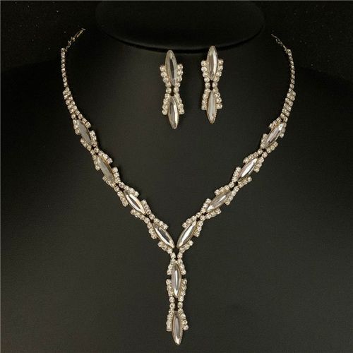 Ensembles De Bijoux De Mariage Cuir Chevelu Noir Pour Femmes, Collier Tour De Cou En Cristal Blanc, Boucles D'oreilles  Breloques, Ensembles De Bijoux Patients, Accessoires Pour Femmes, Vente En Gros