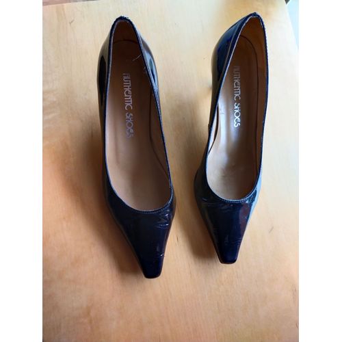 Escarpins Authentic Shoes Paco Herrero Noir Vernis P38