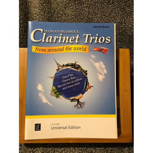 Florian Brambck Clarinet Trios From Around The World Partition d. Universal