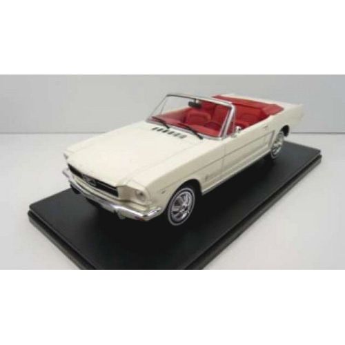 Ford Mustang Convertible Crme - Sans Bote Vitrine 1965 1/24 Serie Presse