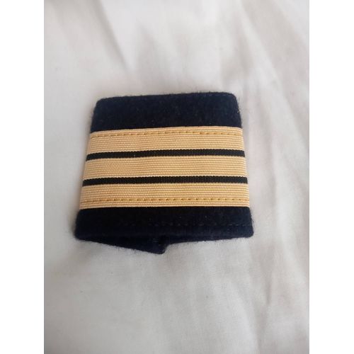 Grade D'paule Capitaine