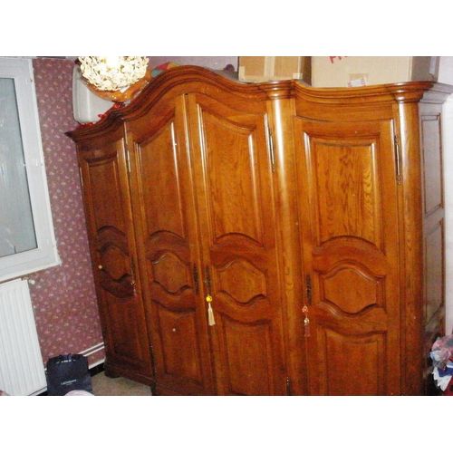 Grande Armoire