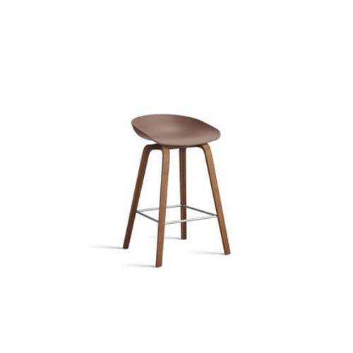 Hay - Tabouret De Bar About A Stool Aas 32 Noyer - Soft Brick 2.0 - Repose-Pied Acier Inoxydable - Hauteur D'assise 65 Cm - Filzgleiter - Rouge