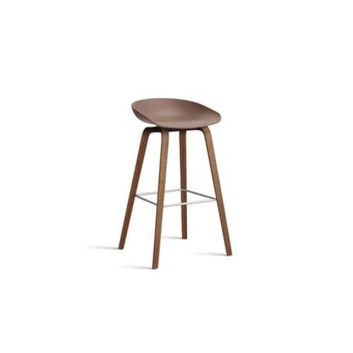 Hay - Tabouret De Bar About A Stool Aas 32 Noyer - Soft Brick 2.0 - Repose-Pied Acier Inoxydable - Hauteur D'assise 75 Cm - Standardgleiter Kunststoff - Rouge