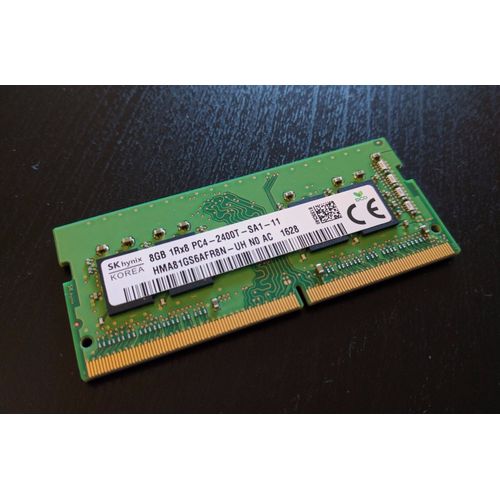 Hynix 8GB DDR4-2400 ECC SO-DIMM CL17 - HMA81GS6AFR8N