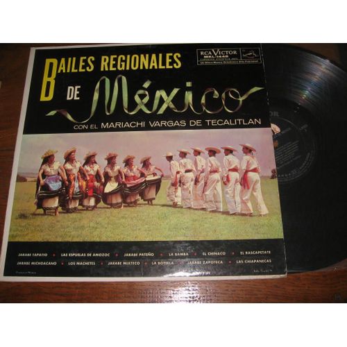 Jarabe  Tapatio / Las  Espuelas  De Amozoc/ Jarabe  Pateno/La Bamba/El Chinaco / El Rascapetate ./ Los  Machetes/ La Botella /  Las  Chiapanecas ... - Bailes Regionales  De Mexico Con El Mariachi Vargas De Tecalitlan  Ruben Fuentes