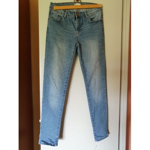 Jean Cache Cache 42,Coton 67%,Polyester 27%,Viscose 4%,lasthanne 2%