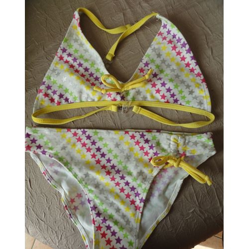 Joli Maillot De Bain 2 Pices Pour Fillette - Taille 10 Ans - Fond Blanc Avec Ranges Dtoiles De 5 Couleurs - Haut Gans De Jaune - Noeud Dcoratif Jaune En Haut Et En Bas -80%Polyamide/20%lastane