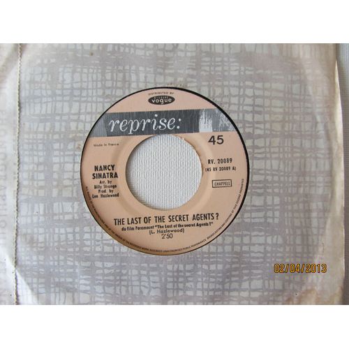 Juke Box : The Last Of The Secret Agents? - How Does That Grab You, Darling? - Nancy Sinatra