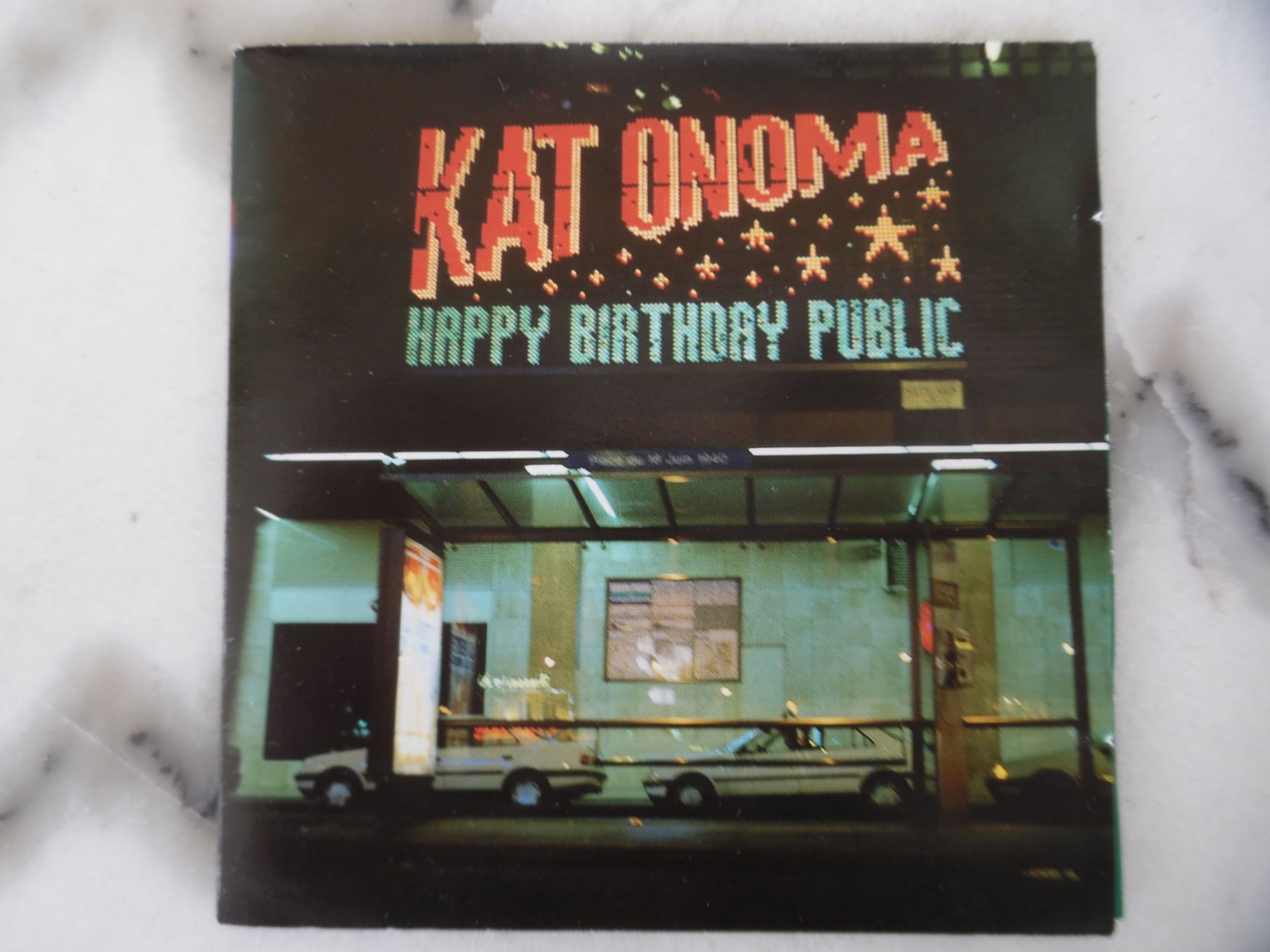 Kat Onoma - Happy Birthday Public - 