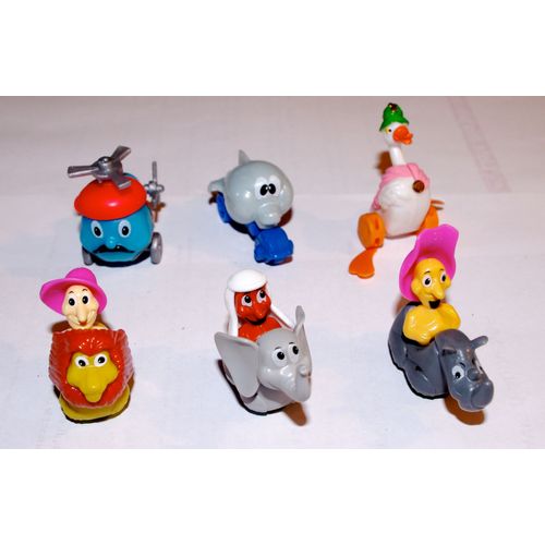 Kinder  Monter - K99- Homme Sur Animaux