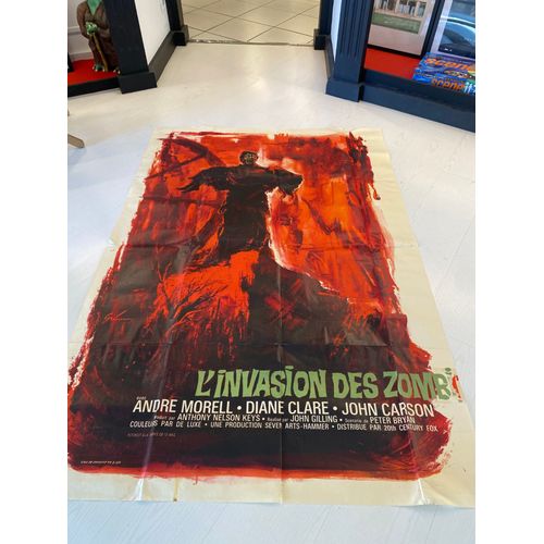 L Invasion Des Zombi (L Invasion Des Morts-Vivants / The Plague Of The Zombies) -Vritable Affiche De Cinma Plie -Format 107x160 Cm -De John Gilling Avec Andr Morell, Diana Clare, John Carson -1966