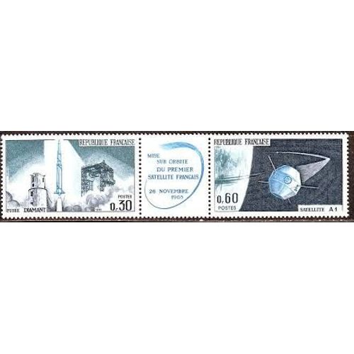 Lancement Du Premier Satellite National  Hammaguir (Sahara) : Fuse Diamant Et Satellite A1 Bande 1465a (Vignette Centrale) Anne 1965 N 1464 1465 Yvert Et Tellier Luxe