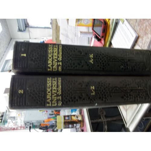 Larousse Universel En 2 Volumes   de Claude AUGE  Format Beau livre 