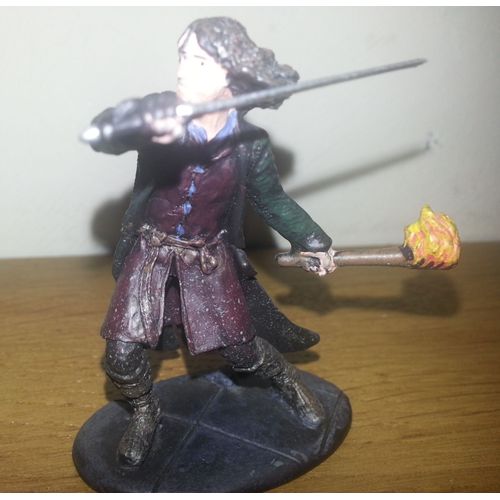 Le Seigneur Des Anneaux - Figurine Aragorn Avec Epe