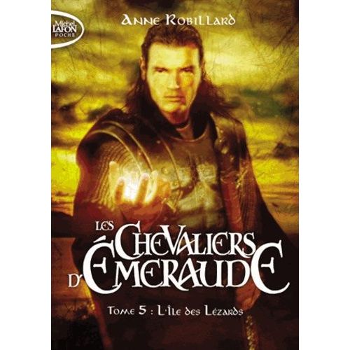 Les Chevaliers D'emeraude Tome 5 - L'le Des Lzards   de Robillard Anne  Format Poche 