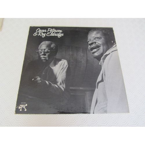 Little Jazz - She's Funny That Way - The Way You Look Tonight - Sunday - Bad Hat Blues - Between The Devil And The Deep Blue Sea - Blues For Chu - Oscar Peterson Et Roy Eldridge