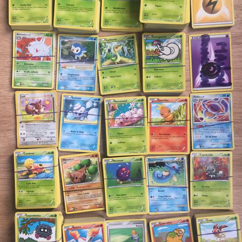 Lot De 100 Carte Pokemon Tous Diferente.