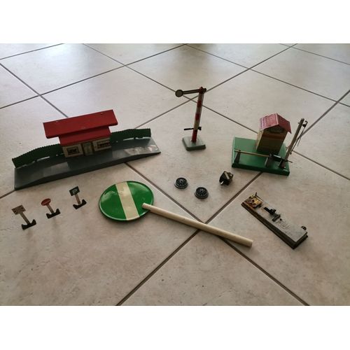 Lot De 11 lments Pour Trains Anciens, Rails, Etc