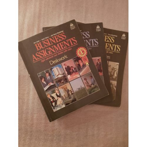 Lot De 3 Business Assignments  Eight Advanced Case Studies With Video : Deskwork - Information File Et Teacher's Notes  dition Oxford University Press   De Ken Casler Et David Palmer