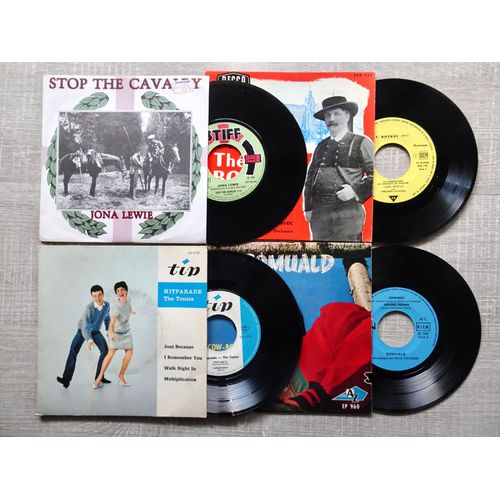 Lot De 4 Disques (45 Tours) De Varits: *Jona Lewie (Stop The Cavalry) *Yann Brieux (Thodore Botrel N1) *The Tonics (Just Because...) *Romuald (Cow-Boy...) - 