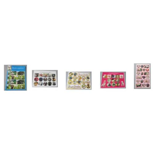Lot De Cinq Plaques De Stickers Avec Des Images De Chiens Et Chiots Labradors Toutes Diffrentes Et De Formes Diverses - Autocollants dits Par Les Chiens Guides D'aveugles