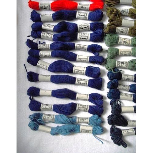 Lot De Retors Coton  Broder N4 D.M.C. 10 Mtres Dollfus -Miegs 36 chevettes