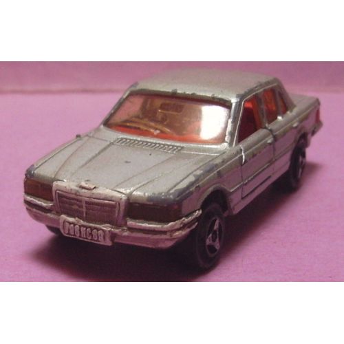 Majorette Berline Mercedes 450 Se Gris Mtallis - Rfrence N249 - chelle 1/60