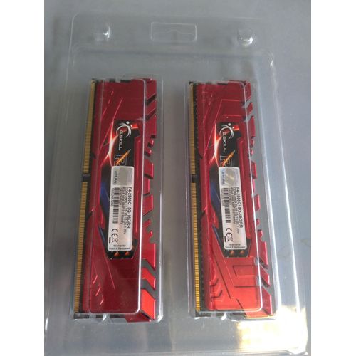 MEMOIRE G-SKILL Ripjaws 4 DDR4-2666 CL15-15-15-35 1.20V 8GB (2x4GB)