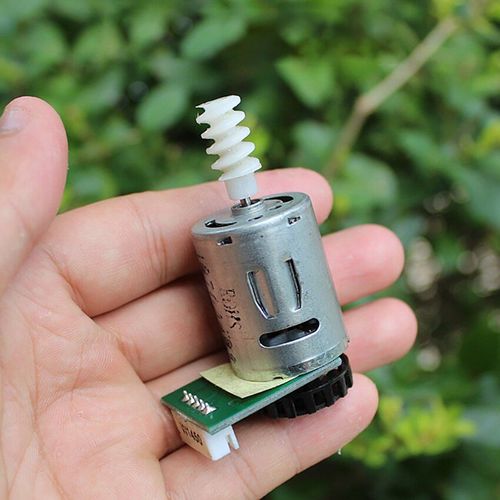 Moteur cc 6v, 370 tr/min, sortie d'engrenage  vis sans fin, avec encodeur, commutateur  balais de carbone, 4500