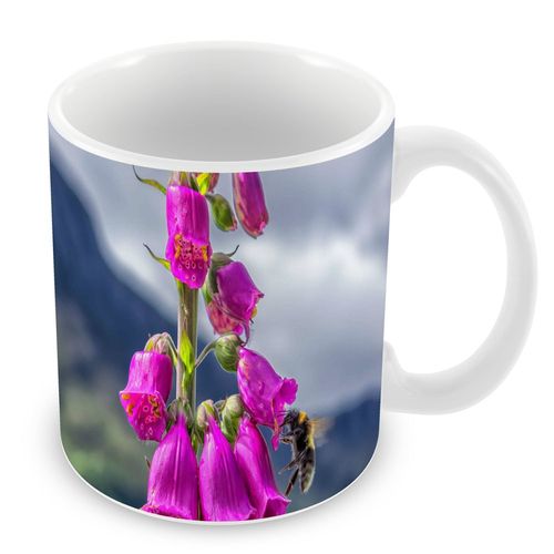 Mug Cramique Tasse Abeille Sur Digitales En Fleur Sur Fond De Montagne Nature Champtre Animaux