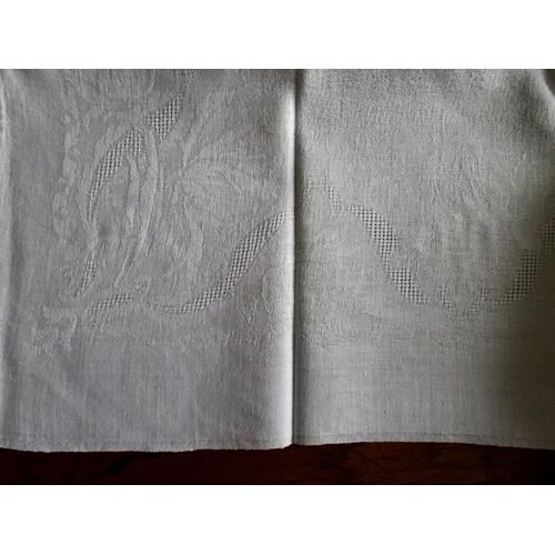 Nappe Damasse (Motifs Placs) Lin Blanc 233 X 165 Avec Initiales D A Brodes Main + 12 Serviettes Assorties