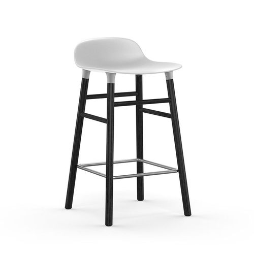 Normann Copenhagen Tabouret Form Barstool H 65 Cm Avec Pitement En Bois Noir (Blanc - Polipropilene E Legno Nero)