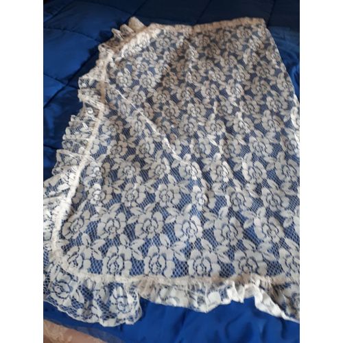 Paire De Vitrage Rideaux Maille Dentelle Blanche  Grandes Fleurs Volonts Sur Le Ct Et Au Bas - Ourlet Passe-Tringle Cousu Main - Ajustable Par Le Haut - 64x1m04 Environ - Ancien Style Rtro
