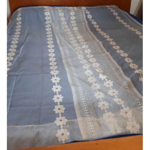 Paire Vitrage Droit - Rideaux Maille Fine Blanche Dcor 3 Ranges De Fleurs Verticales - Ourlet Passe-Tringles Et Ourlets Du Bas Cousus Main - 94x1m38+ 10cm Bord - Ajustables Par Le Haut Et Le Bas
