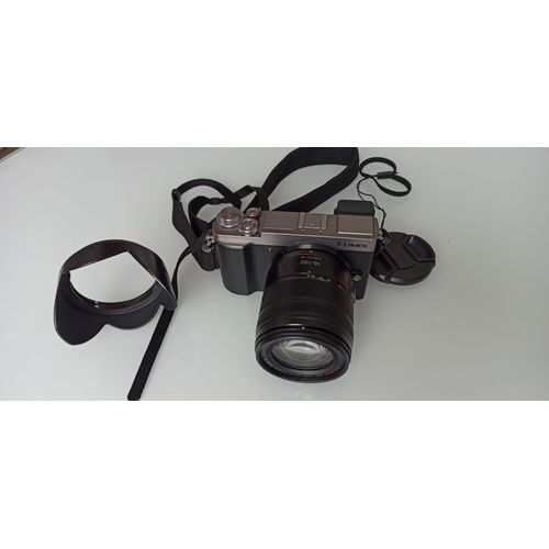 Panasonic Lumix GX9 20.3 mpix + Objectif Vario 14-140