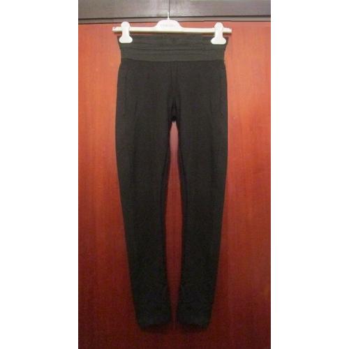 Pantalon Noir Style Leggings Zara, lastique, Stri Ton Sur Ton Ct, T. 34