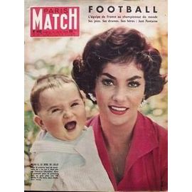 Paris Match N 480 Du 21 06 1958 Football L Equipe De France Au Championnat Du Monde Just Fontaine Le Heros Milkoii Le Bebe De Gina Lollobrigida Gina Lollobrigida Et Son Fils Les