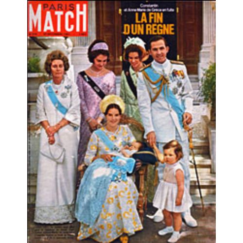 Paris Match N 976 : La Fin D?Un Rgne, Mireille Mathieu, Johnny Hallyday, Le Concorde 3p, Asterix D?Uderzo & Ren Goscinny 3p - 23 Dcembre 1967