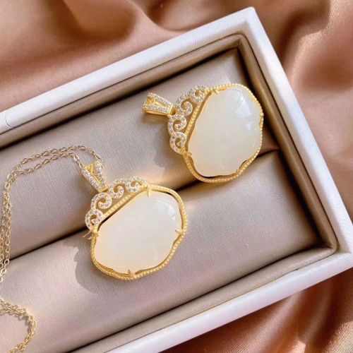 Pendentif En Argent Sterling S925 Rtro Incrust De Jade Hetian Naturel, Petite Serrure Ruyi, Style Exquis Et Polyvalent Pour Femmes,  La Mode