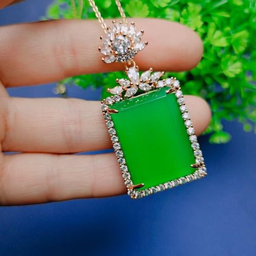 Pendentif En Jade Vert Naturel Pour Femmes, Breloques Chrysoprase, Accessoires De Bijoux, Amulette Rectangulaire En Pierre De Jades Certifie Authentique, Cadeaux