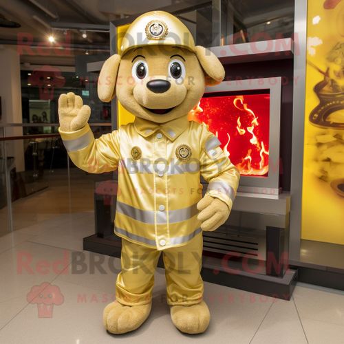 Personnage De Costume De Mascotte Redbrokoly De Pompier Dor Habill D'une Parka Et De Bracelets De Cheville
